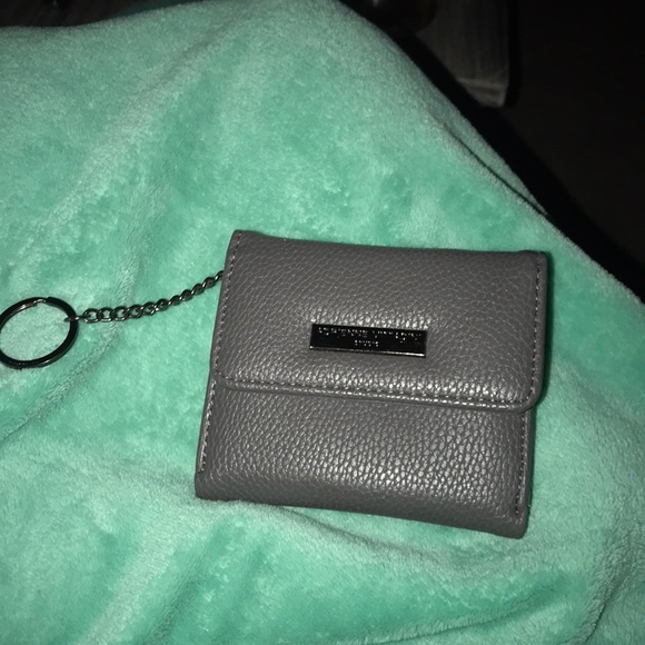 ADRIENNE VITTADINI wallet. Never used. - Picture 1 of 4